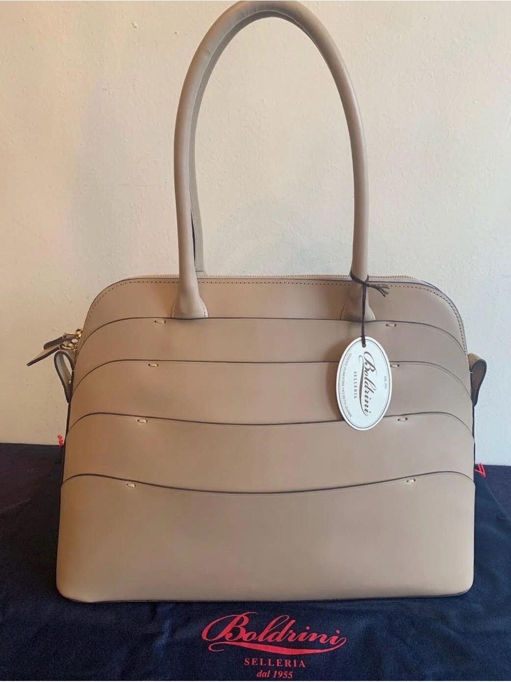 Boldrini Beige Structured Shoulder Bag Tiered arguilla bag NWT